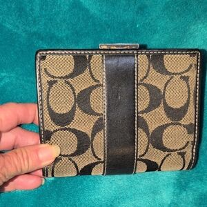 Vintage Coach Est 1941 Khaki and Black Signature Canvas Compact Wallet